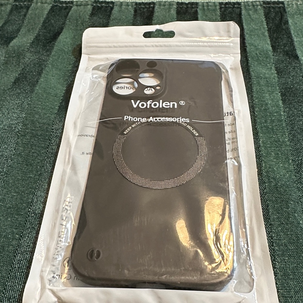 New Phone Case - Picture 2 of 8